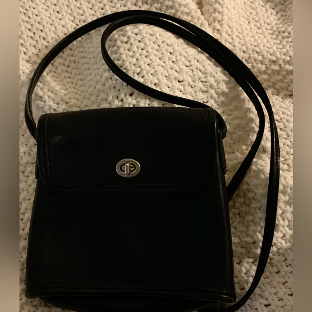 Coach  small leather purse
